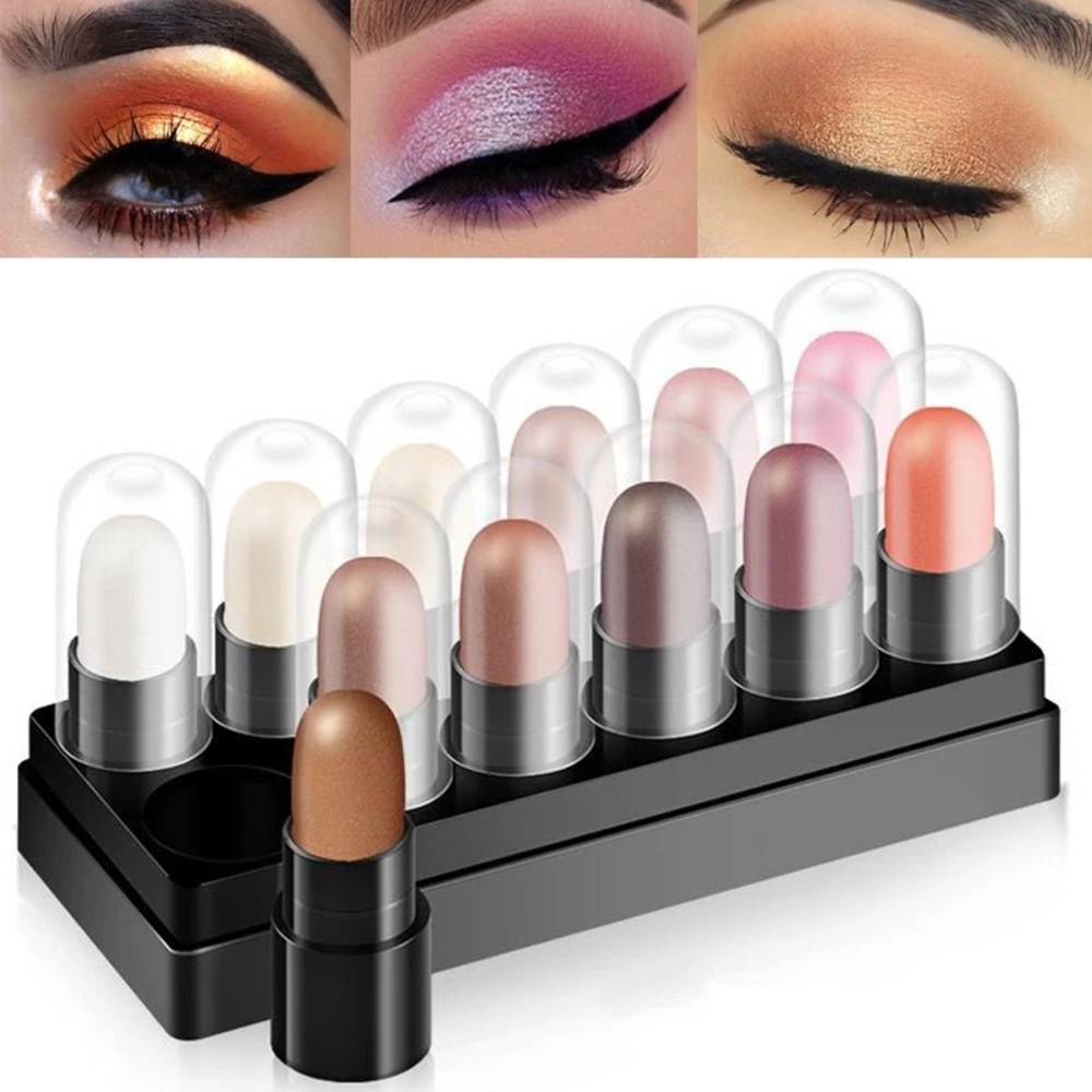 Eye makeup